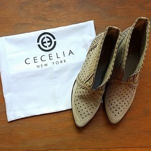 Cecelia New York Tate Ankle Boots